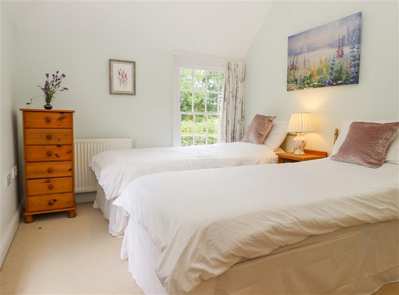 This is a bedroom (photo 2) at Mountfield Farm Cottage, Warehorne near Hamstreet