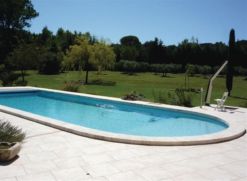 Swimming pool (photo 3) at Mouries in Mouriès, France