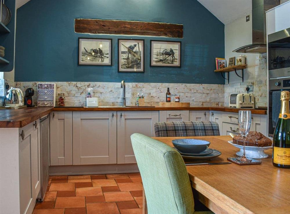 Kitchen/diner (photo 3) at Mudhorse Cottage in Burnham-on-Sea, Somerset