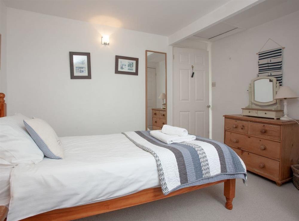 Double bedroom (photo 6) at Muffins in Salcombe, Devon