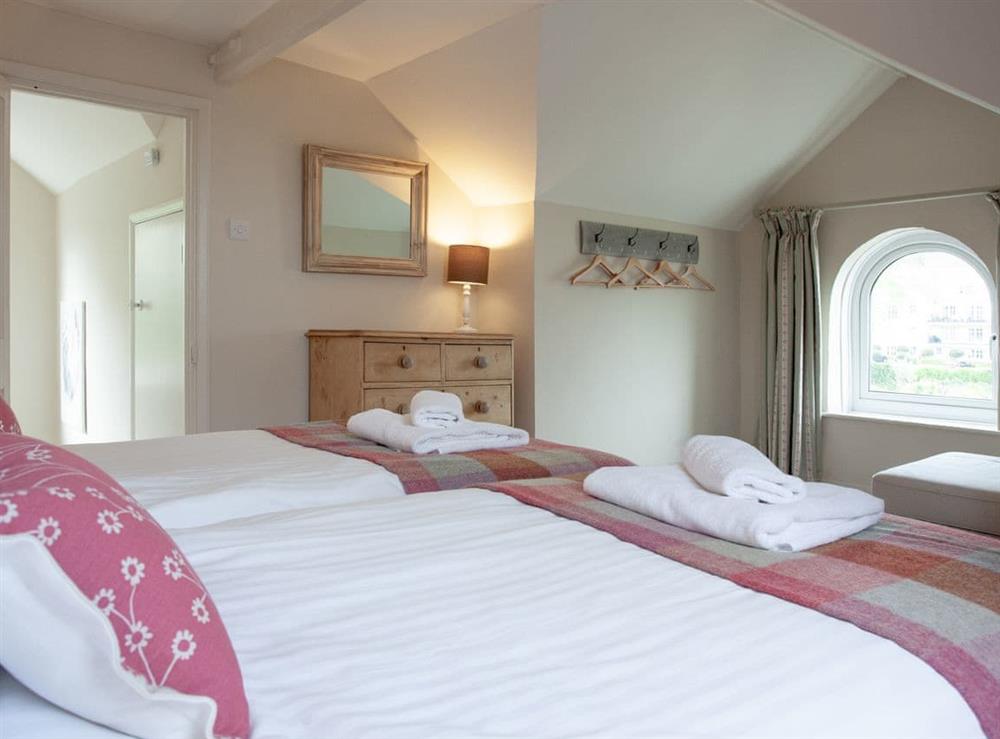 Twin bedroom (photo 2) at Muffins in Salcombe, Devon