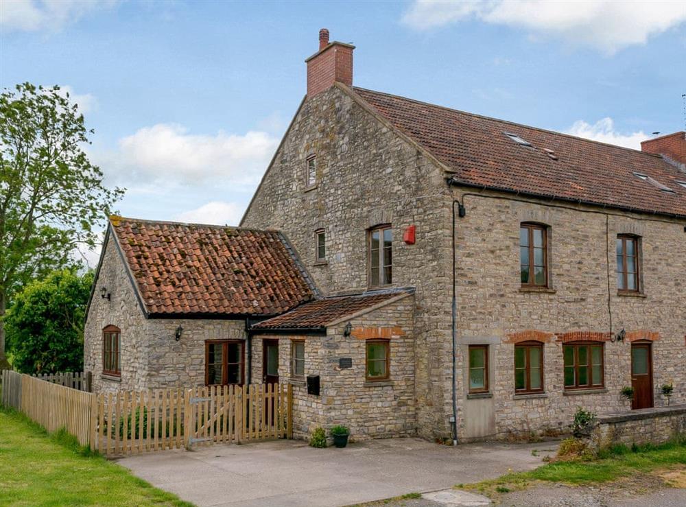 Inviting holiday home at Mulberry Cottage in North Wooton, near Wells, Somerset