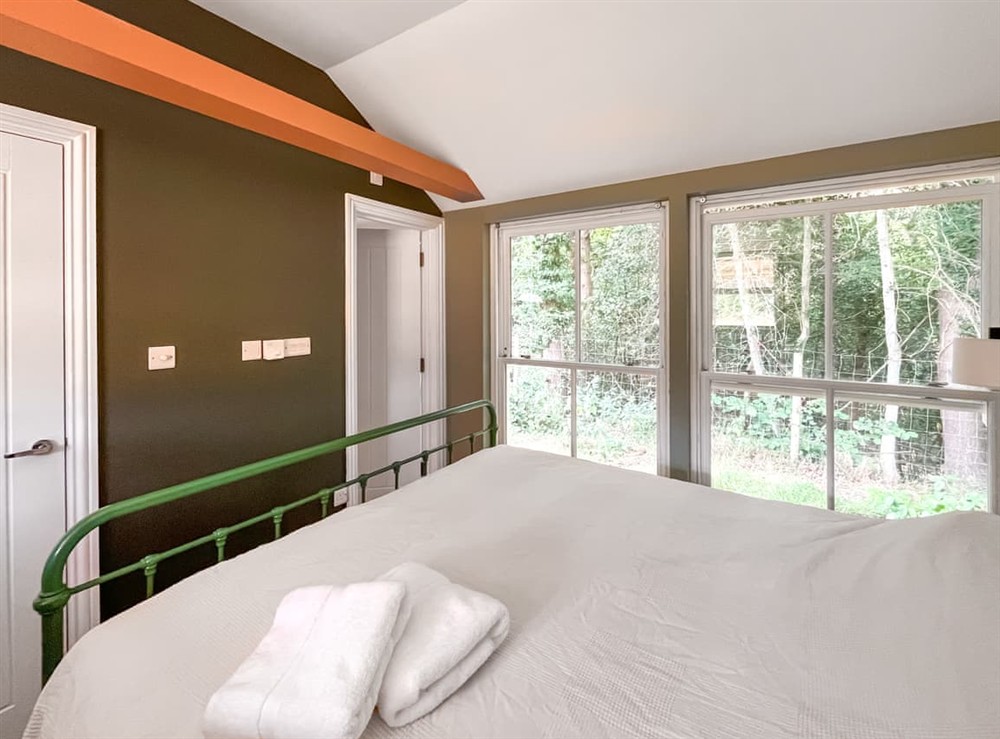 Family bedroom (photo 3) at Mullacash Annex in Dorking, Surrey