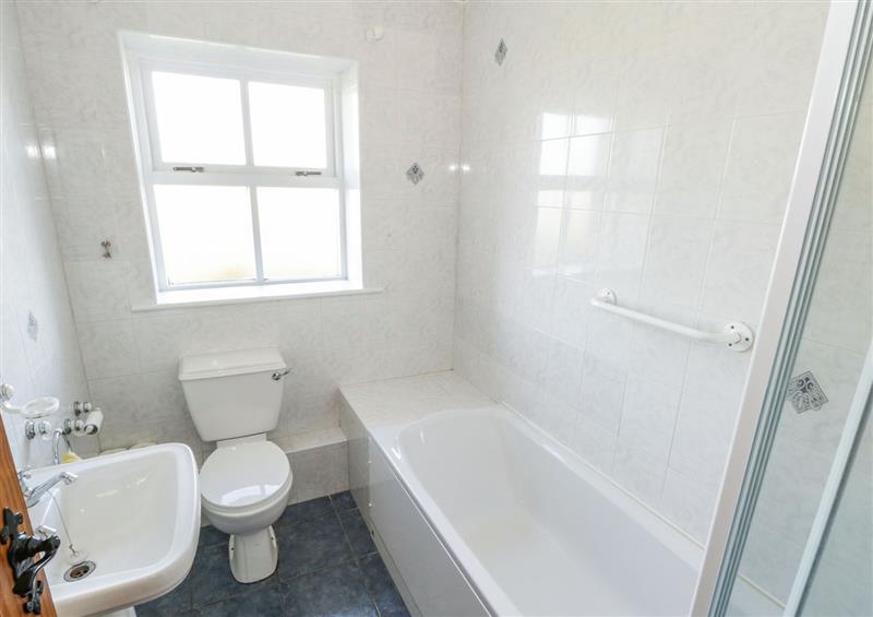 The bathroom at Mullaneys, Enniscrone