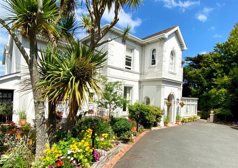 Outside at Muntham Deluxe Apartment 2, Torquay