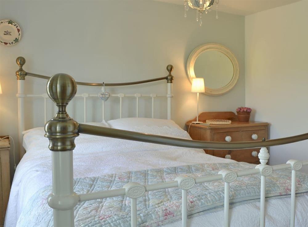 Tastefully decorated double bedroom at Mur Llwyd in Rhoshirwaun, near Pwllheli, Gwynedd
