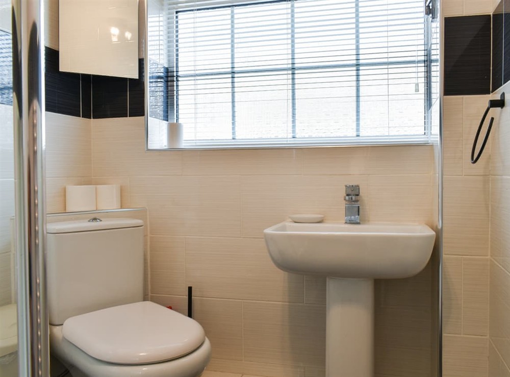 Bathroom at Murrays Corner in Edwinstowe, Nottinghamshire