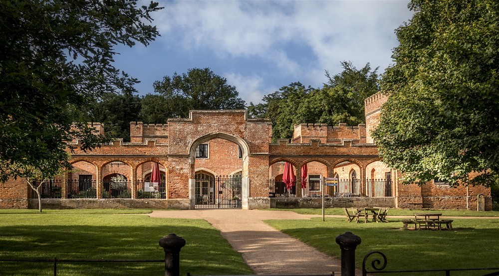 The courtyard at Mustard Pot Cottage in Norwich, Norfolk