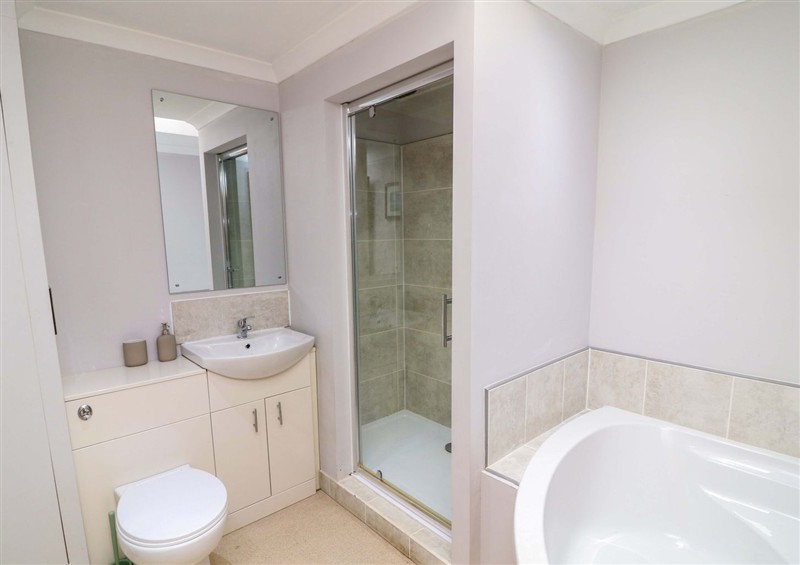 This is the bathroom (photo 2) at Mylos Cottage, Langrick near Boston