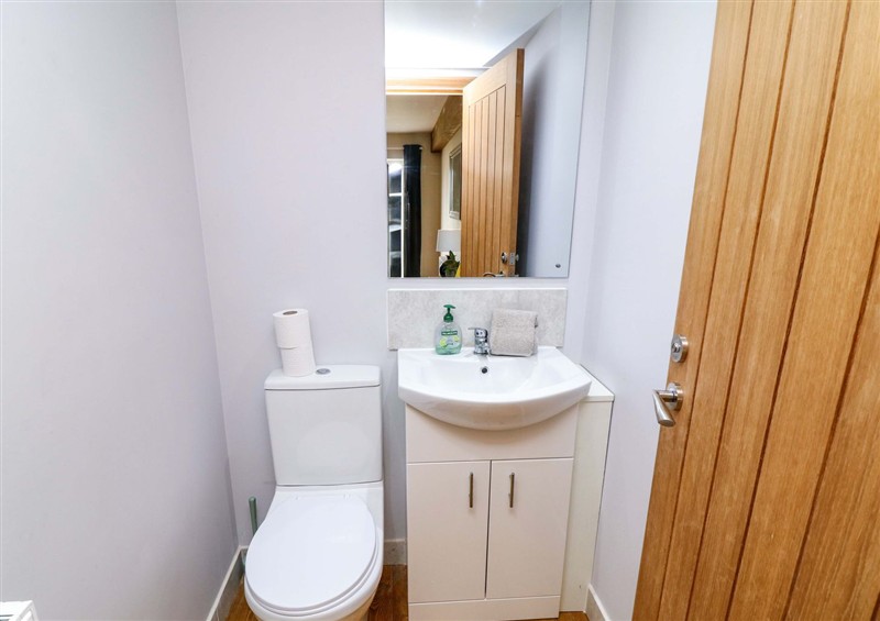This is the bathroom at Mylos Cottage, Langrick near Boston