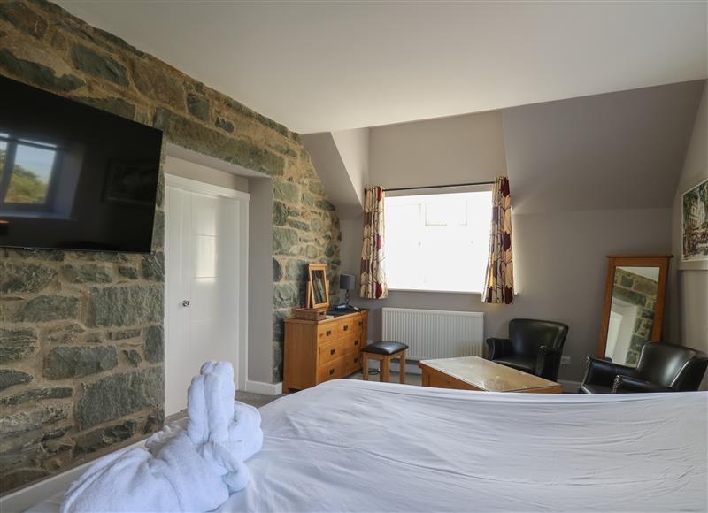 One of the 7 bedrooms at Mynydd ar Mor, Barmouth
