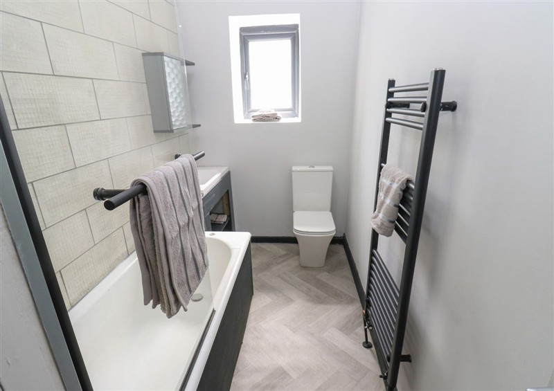 The bathroom at Myrtle Loft, Cross Roads