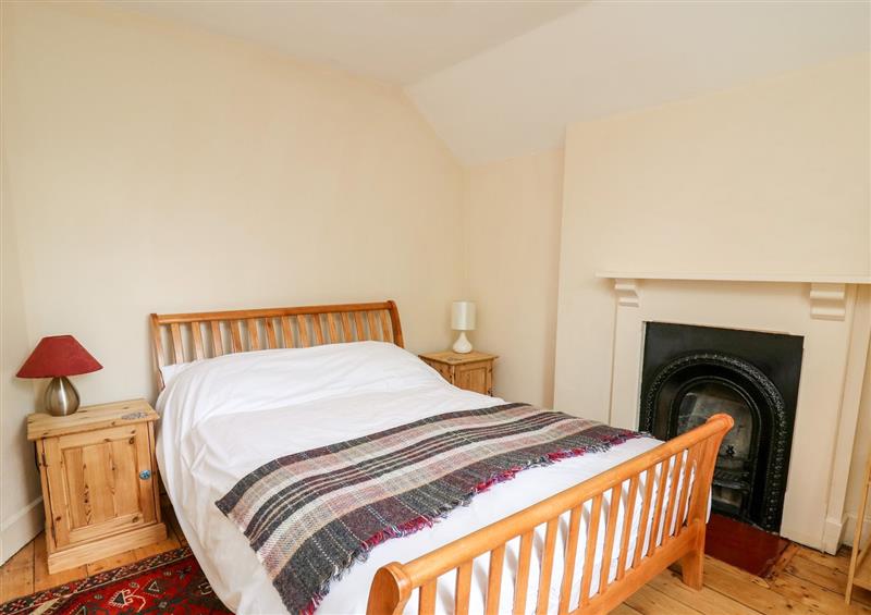 This is a bedroom (photo 3) at Myrtle Villa, Knighton