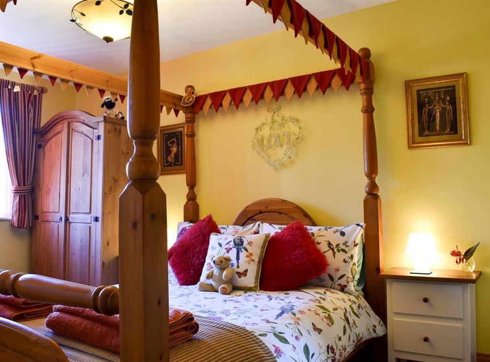 Four Poster bedroom at Mystified Bungalow in Bishopdale, near Leyburn, North Yorkshire