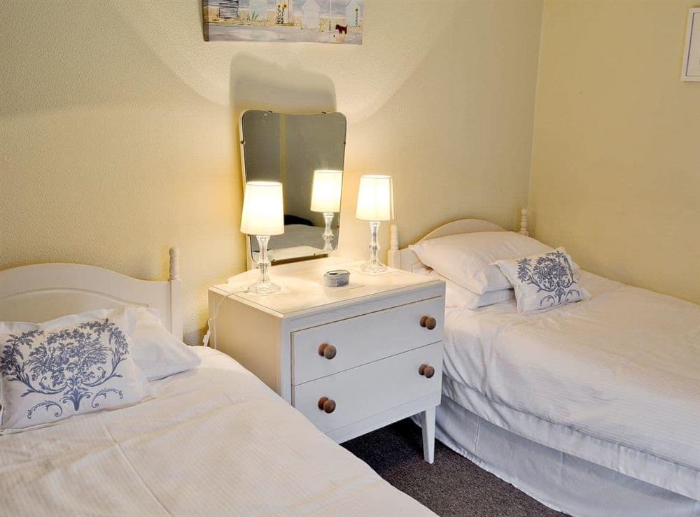 Twin bedroom at Nan-Tis in St Issey, near Padstow, Cornwall