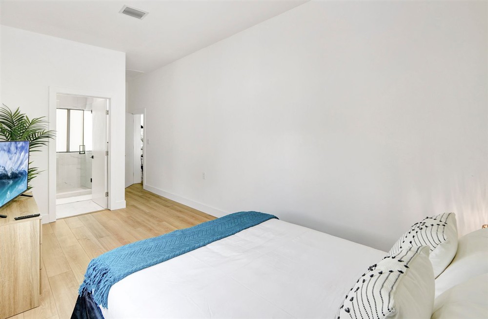 Natoma House