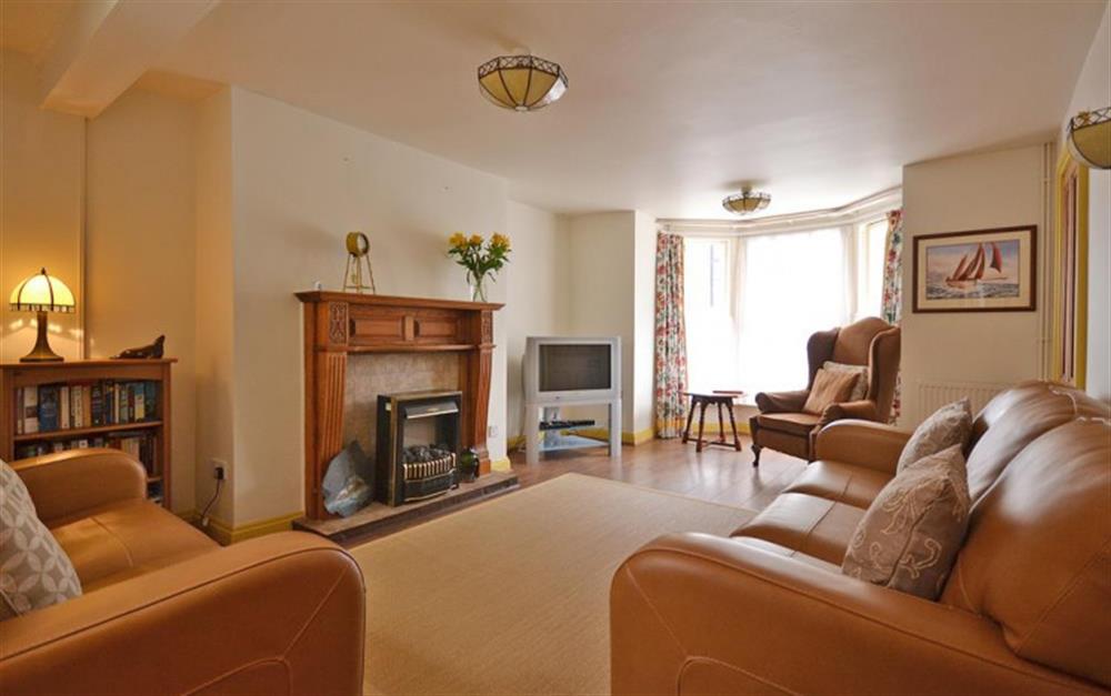 The spacious newly furnished living room at Nelsons Cottage in Looe