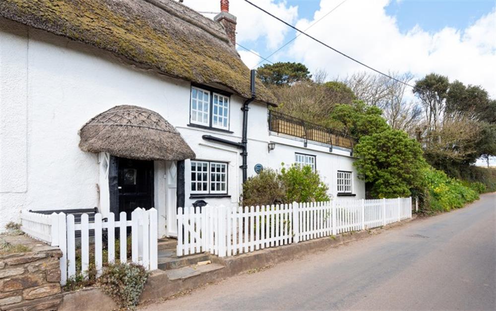 Nelsons Watch, a beautiful Thatched Cottage