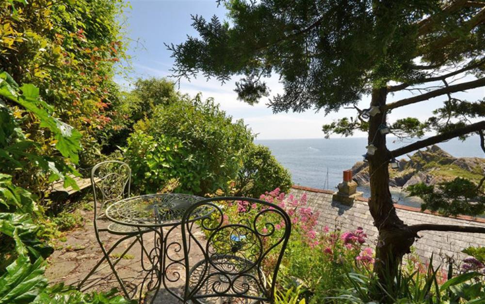 The rear terrace with views out towards the sea at Nepenthe in Polperro