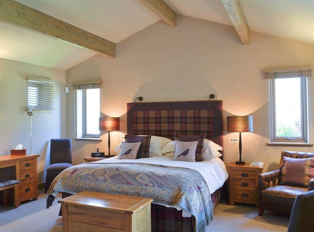 Double bedroom at Ghillies Lodge, 