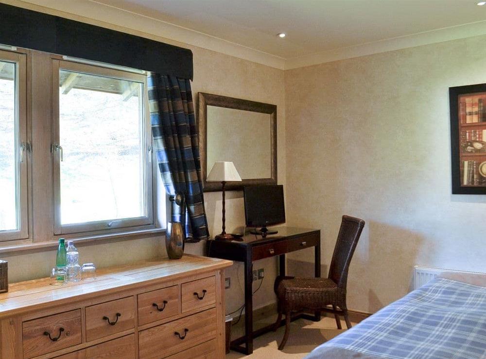 Attractive double bedroom at River Lodge, 