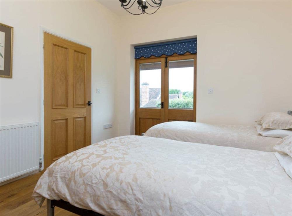 Twin bedroom at Parkers Lodge, 
