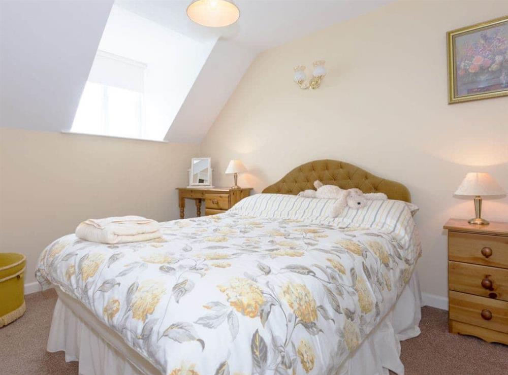 Double bedroom (photo 2) at Neuaddlas Country House in Tregaron, near Aberystwyth, Dyfed