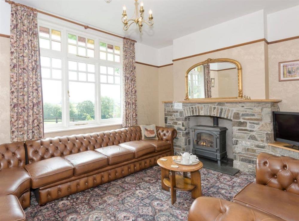Spacious living room at Neuaddlas Country House in Tregaron, near Aberystwyth, Dyfed