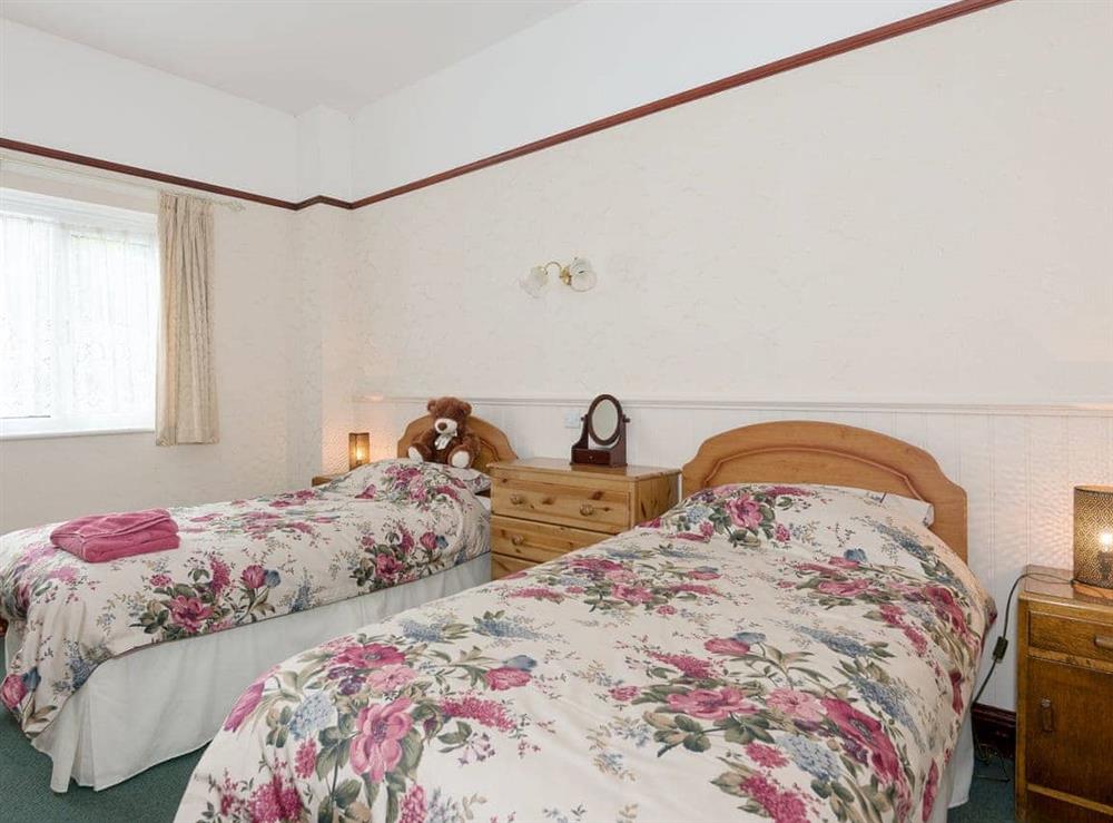 Twin bedroom at Neuaddlas Country House in Tregaron, near Aberystwyth, Dyfed