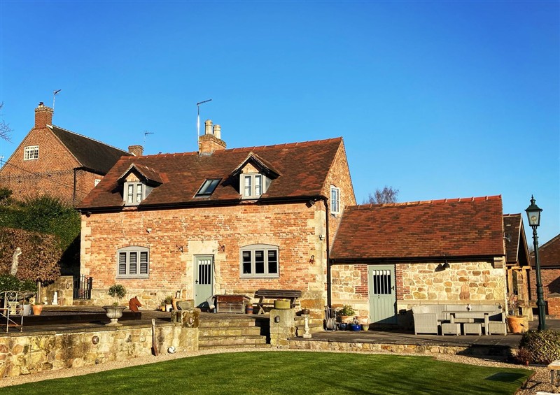 The setting at New Elms Farmhouse, Melbourne