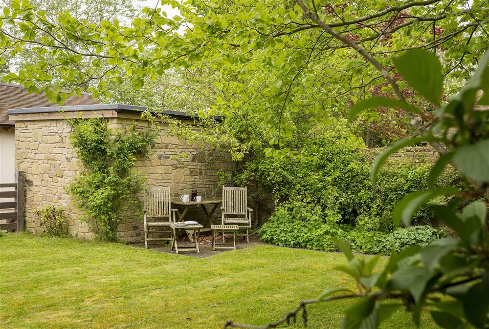 A quiet spot to enjoy the garden at New Inn Cottage, Cardington