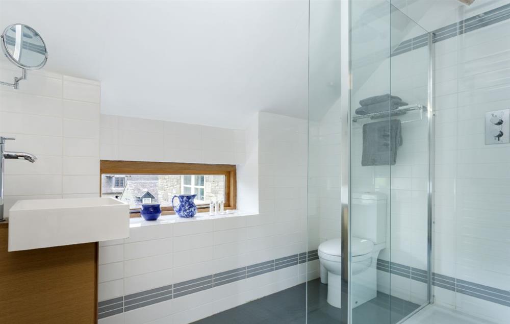 Contemporary shower room at New Inn Cottage, Cardington