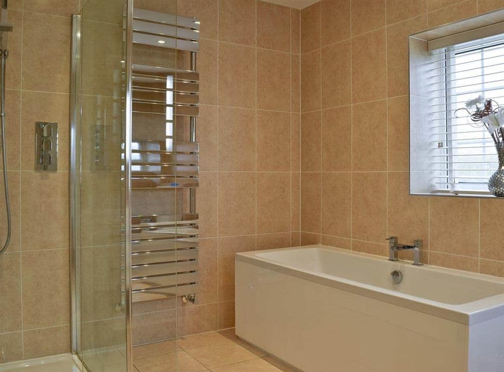 Bathroom with walk in shower at New Inn House in Abbots Salford, Nr Stratford-upon-Avon, Worcs., Worcestershire