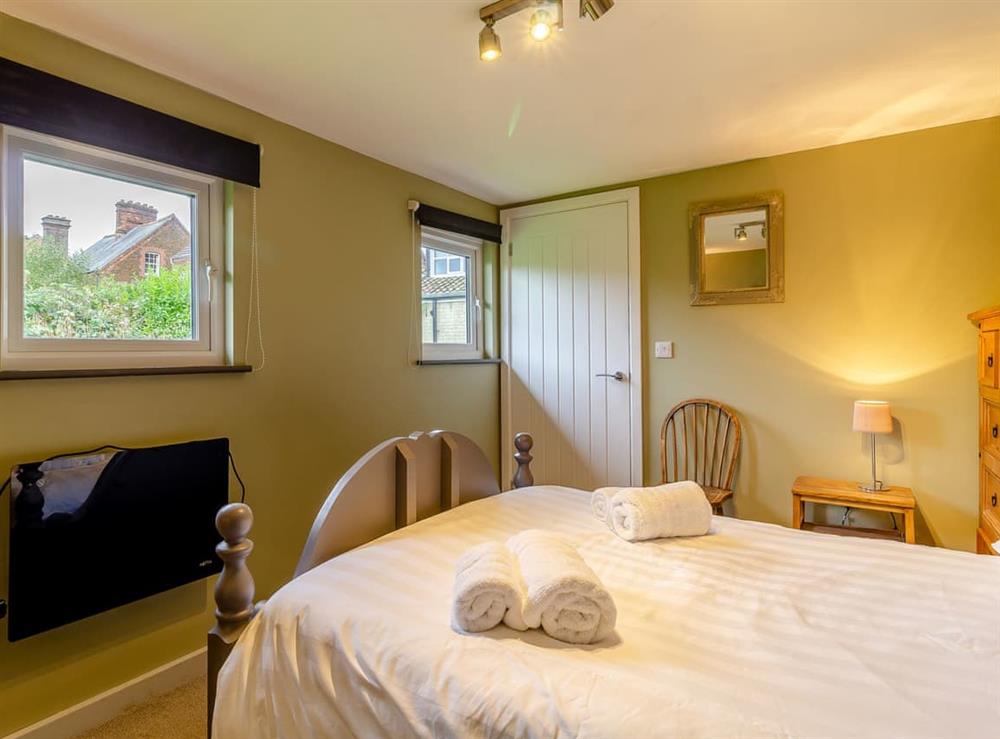 Double bedroom (photo 3) at Little Newhaven, 