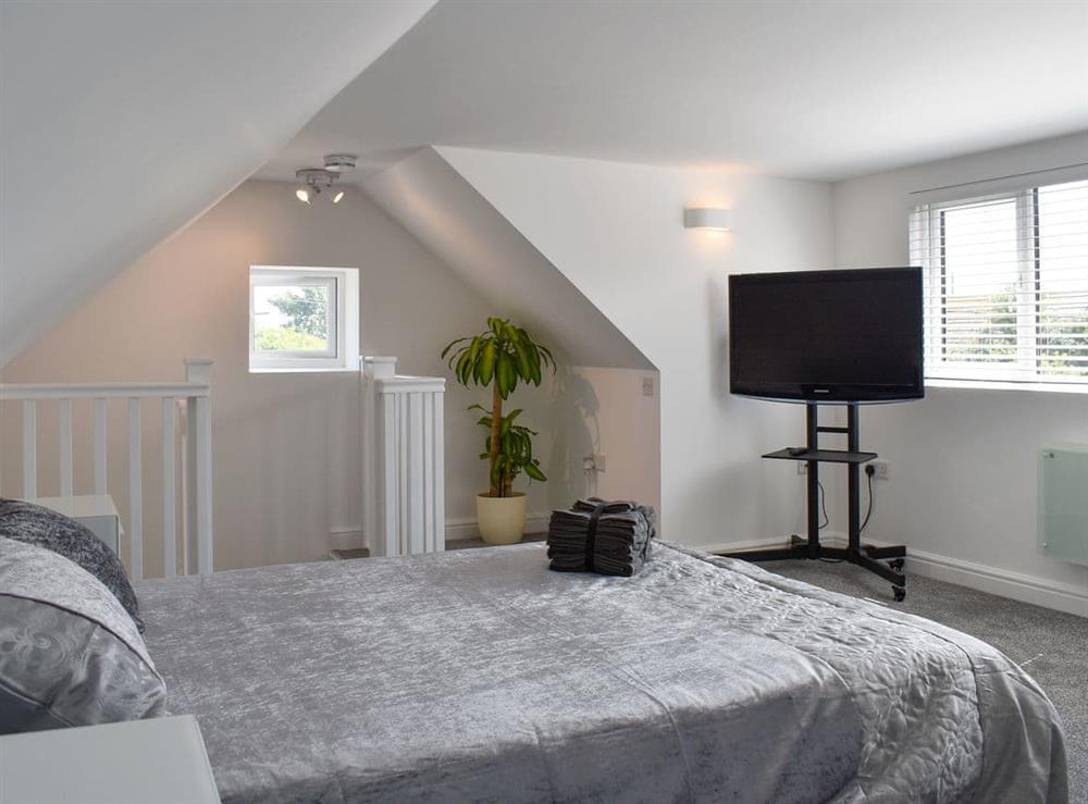 Comfortable double bedroom at Newhope in Winchelsea Beach, near Rye, East Sussex