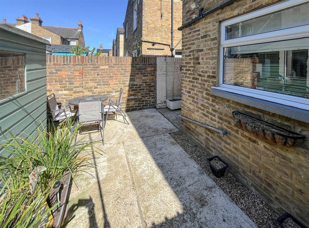 Sitting-out-area at Newington House in Ramsgate, Kent