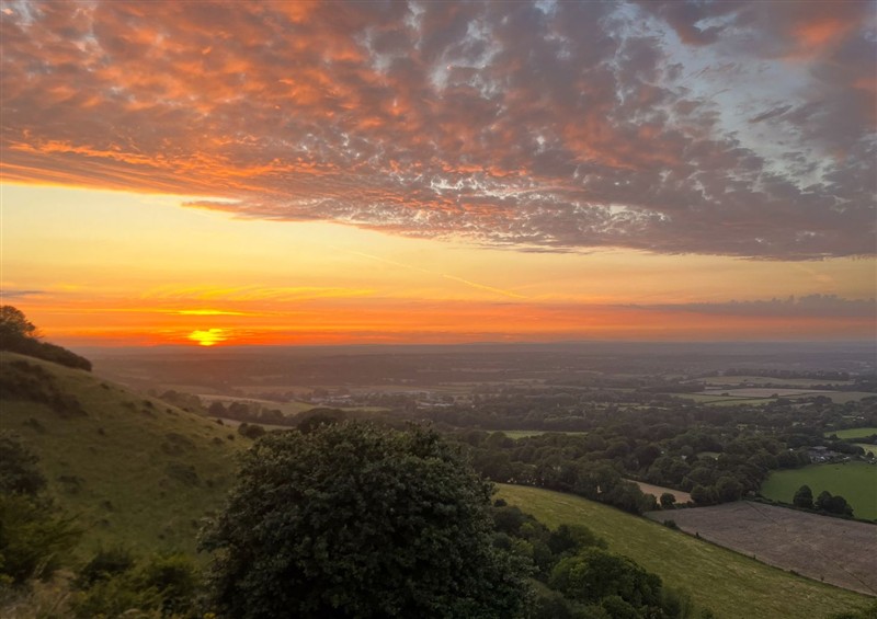The setting (photo 3) at Newstead Farmhouse, East Chiltington near Lewes