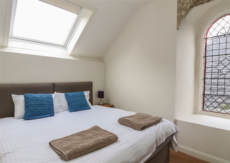 A bedroom in Newton Hall (photo 8) at Newton Hall, Inveraray