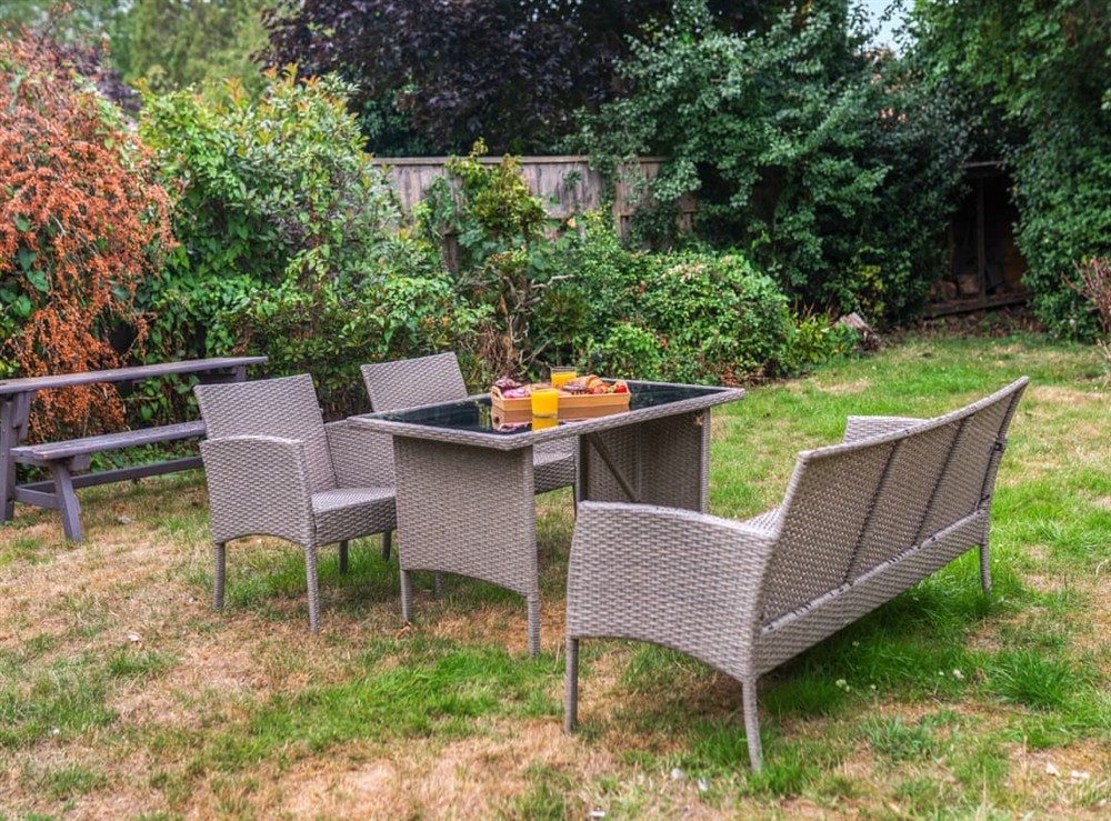 Sitting-out-area