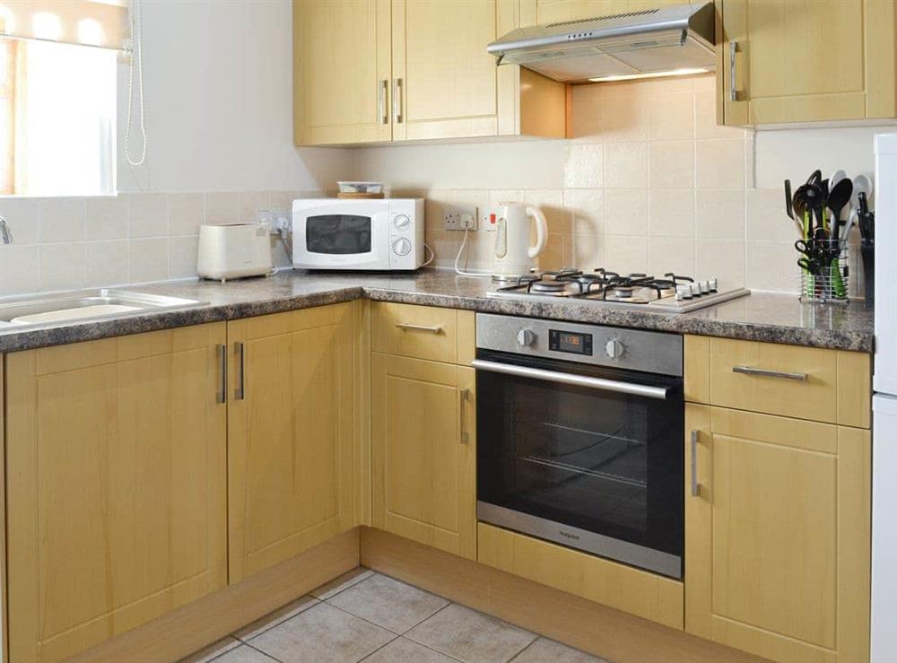 Well-equipped fitted kitchen at Nightingale in Flamborough, North Humberside