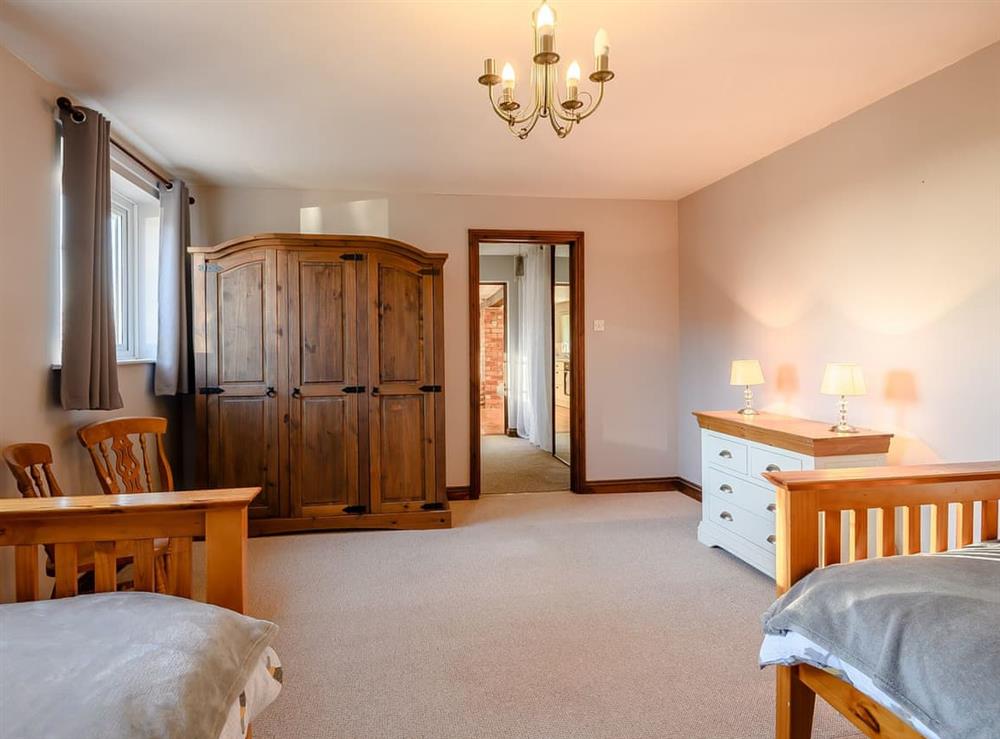 Twin bedroom (photo 2) at Nightingale Lodge in Ropsley, near Grantham, Lincolnshire