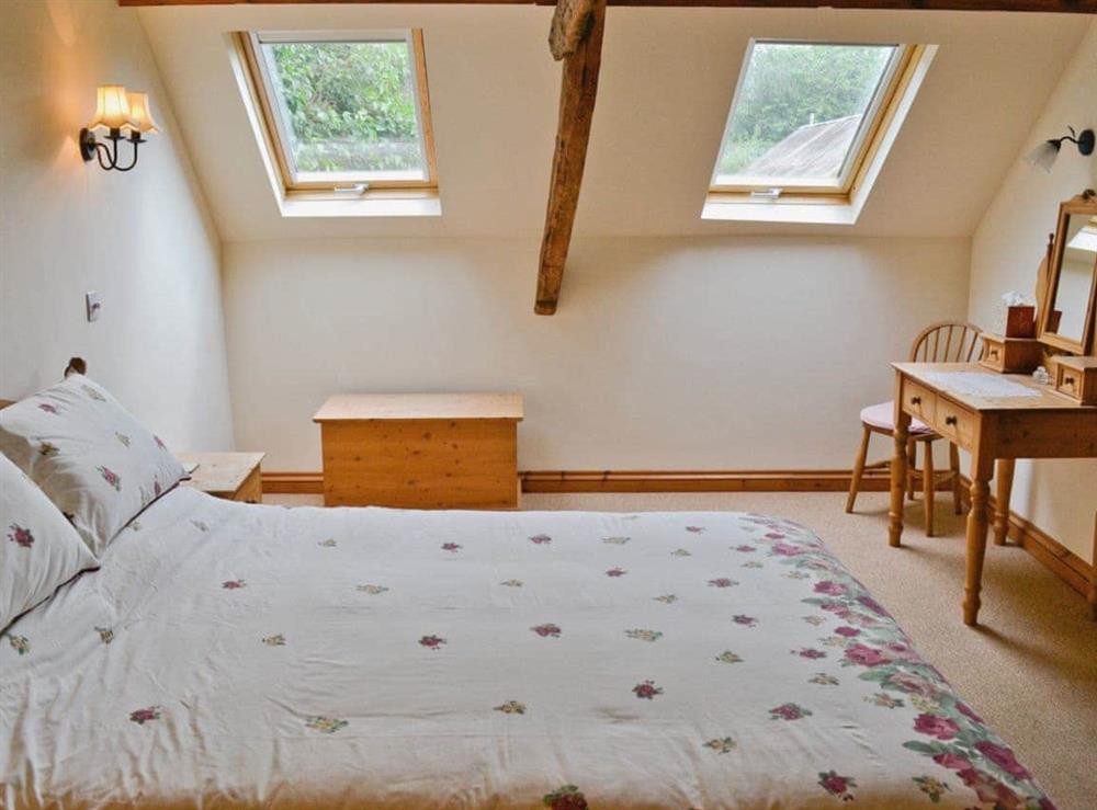 Double bedroom (photo 2) at Nightingales in Kentisbeare, near Cullompton, Devon