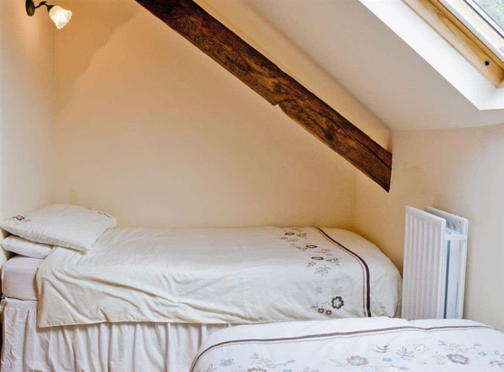 Twin bedroom at Nightingales in Kentisbeare, near Cullompton, Devon