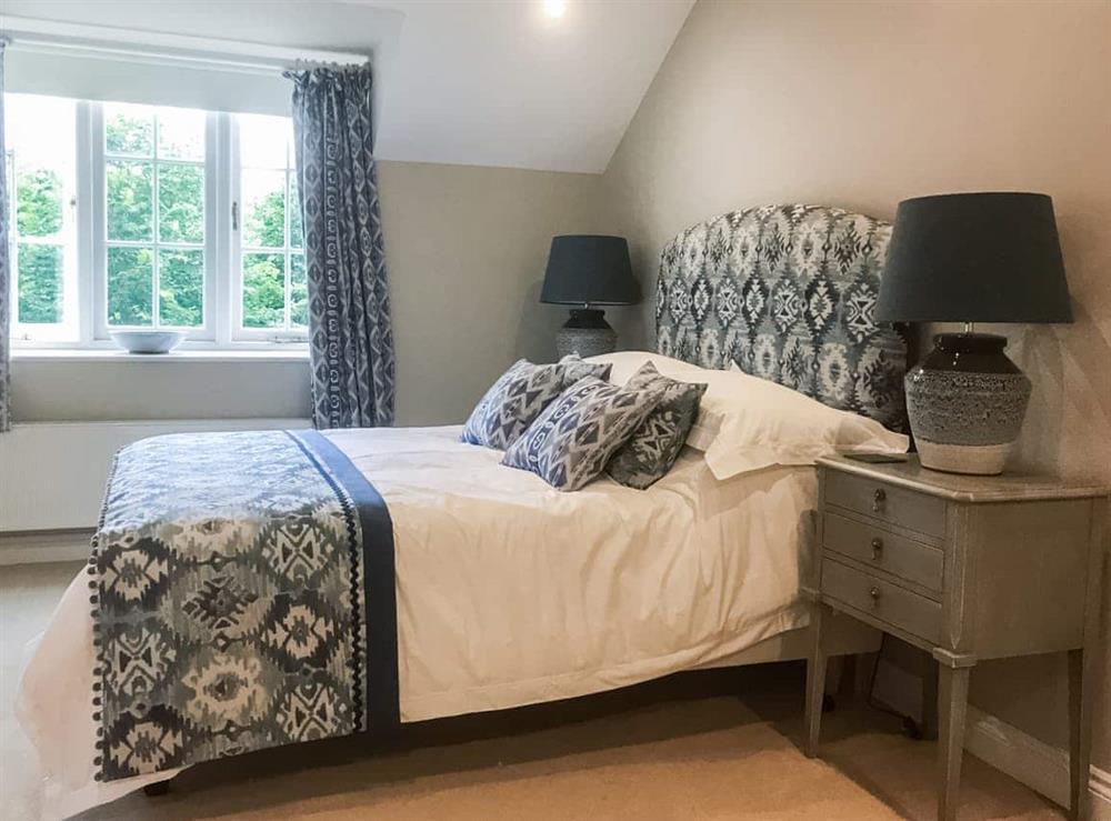 Double bedroom (photo 2) at No. 1 in Shaftesbury, Dorset