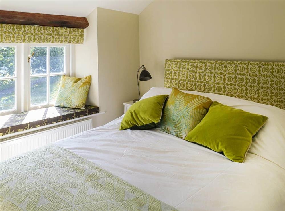 Double bedroom at No. 1 in Shaftesbury, Dorset