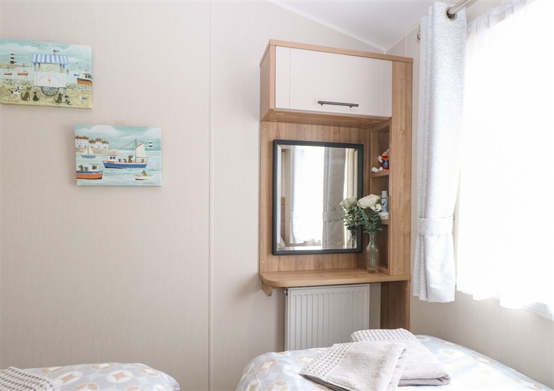 This is a bedroom at No. 2 - Seaview, Kessingland