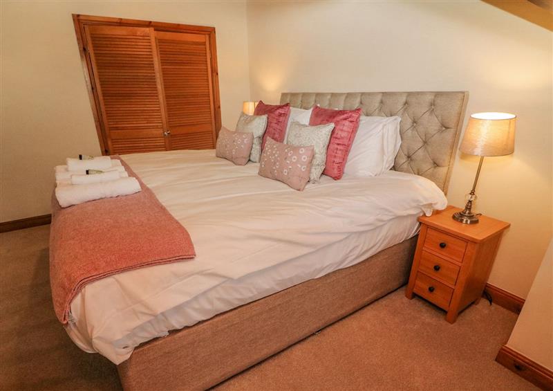 One of the 3 bedrooms (photo 4) at No. 2 The Mews, Kirkby Lonsdale