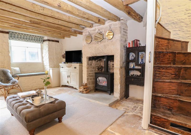 This is the living room (photo 2) at No 35 West End, Minchinhampton