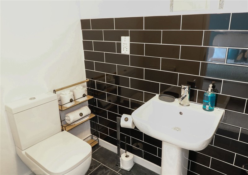 Bathroom at No 39, Ashbourne