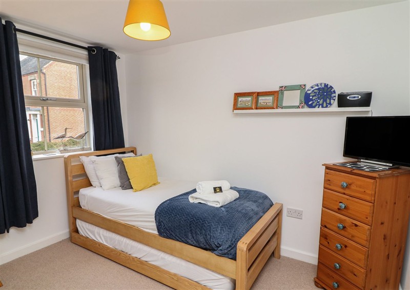 One of the 3 bedrooms (photo 3) at No 39, Ashbourne